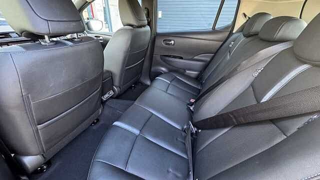 Nissan Leaf E (110kw) Tekna (39kWh) 5 Dr Hatchback