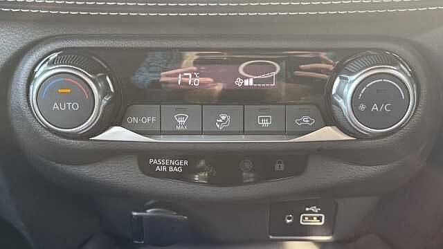 Nissan Juke Hatchback 1.6 (143ps) N-Connecta 2WD Hybrid