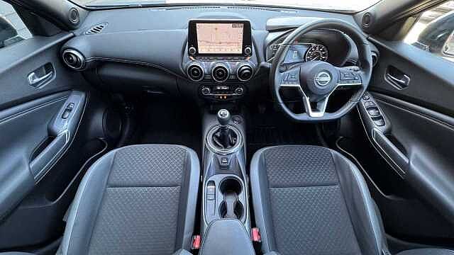 Nissan Juke 1.0 DIG-T N-Connecta (114ps) 5-Door Hatchback