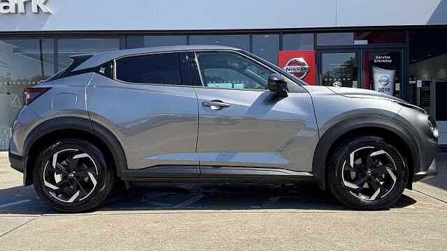 Nissan Juke 1.0 DIG-T N-Connecta (114ps) 5-Door Hatchback