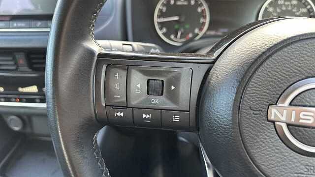 Nissan Qashqai 1.3 DiG-T MH Acenta Premium 5dr