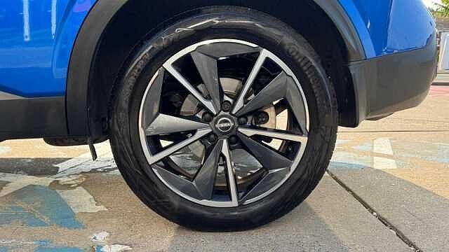 Nissan Qashqai 1.3 DiG-T MH Tekna 5dr