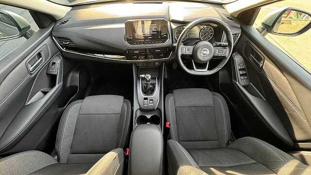 Nissan Qashqai 1.3 DiG-T MH N-Connecta 5dr