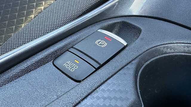 Nissan Juke 1.0 DiG-T 114 N-Connecta 5dr