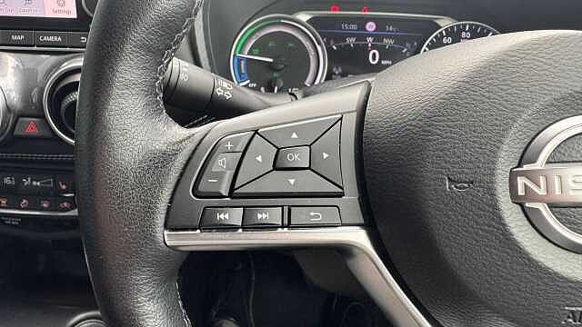 Nissan Juke 1.6 Hybrid Tekna 5dr Auto