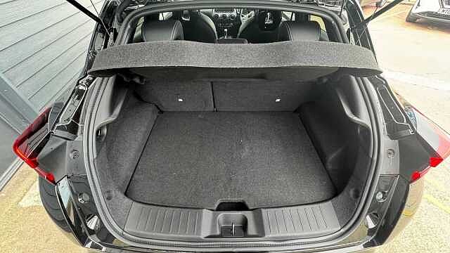 Nissan Juke 1.6 Hybrid Tekna 5dr Auto