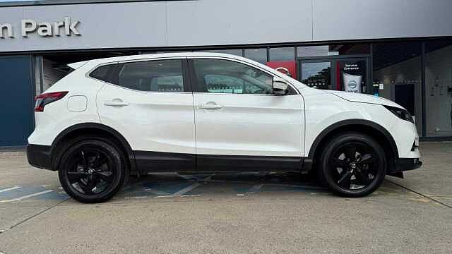 Nissan Qashqai 1.3 DiG-T Acenta Premium 5dr