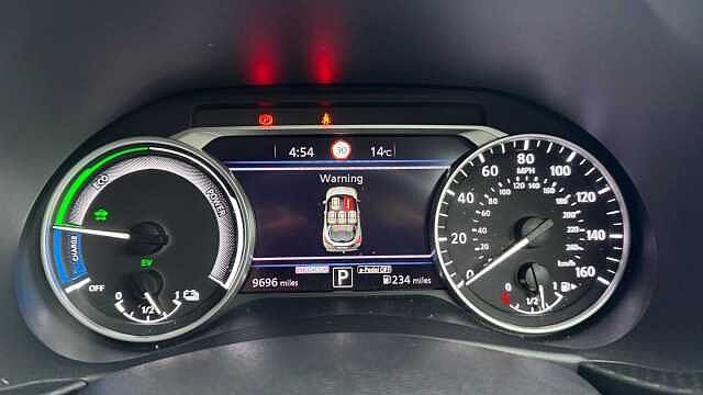 Nissan Juke 1.6 Hybrid Tekna 5dr Auto
