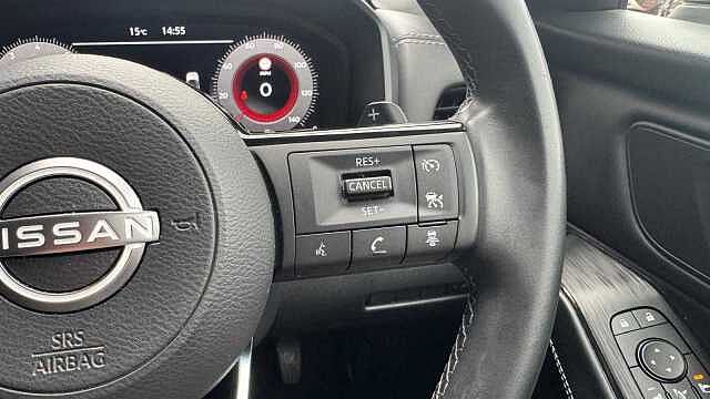 Nissan Qashqai 1.3 DiG-T MH 158 N-Connecta 5dr Xtronic