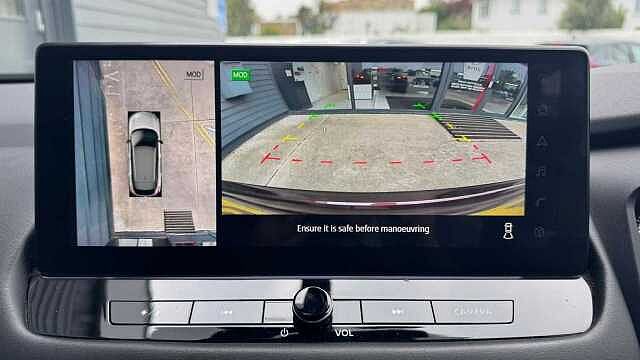 Nissan Qashqai 1.3 DiG-T MH 158 N-Connecta 5dr Xtronic