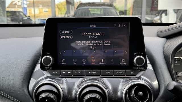 Nissan Juke 1.0 DiG-T Tekna 5dr DCT