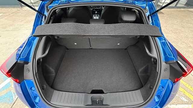 Nissan Juke 1.0 DiG-T N-Connecta 5dr DCT