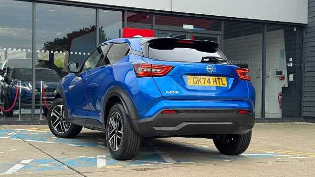 Nissan Juke 1.0 DiG-T N-Connecta 5dr DCT