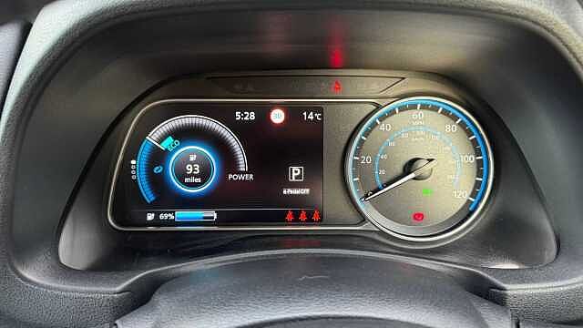 Nissan Leaf 110kW Tekna 39kWh 5dr Auto
