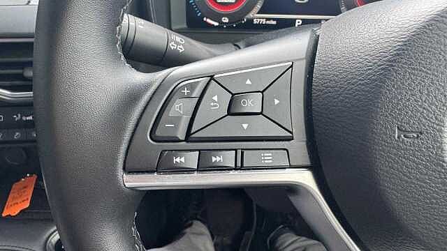 Nissan Juke 1.6 Hybrid N-Connecta 5dr Auto